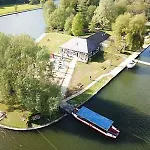 Gite: A La Courbe Du Fleuve Holiday home
