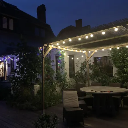 펜션 Gite: A La Courbe Du Fleuve Godinne