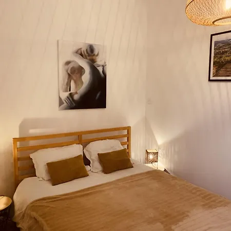 Holiday home Gite: A La Courbe Du Fleuve