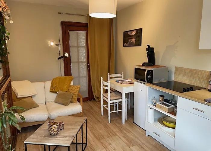 Gîte: à La Courbe Du Fleuve